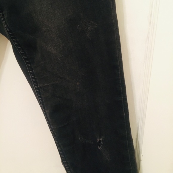 Black distressed jeans - Picture 2 of 3